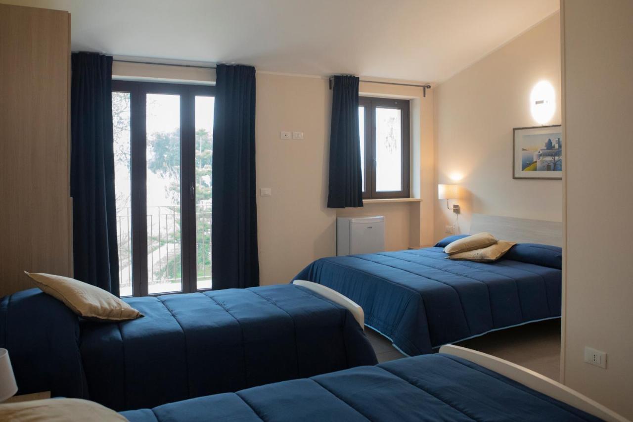 Un Passo Dal Mare - Guest House Lido Di Fondi Εξωτερικό φωτογραφία