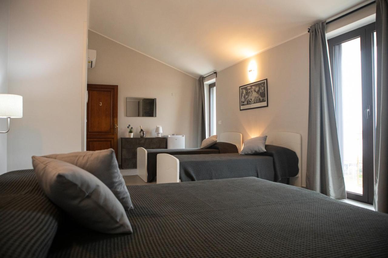 Un Passo Dal Mare - Guest House Lido Di Fondi Εξωτερικό φωτογραφία