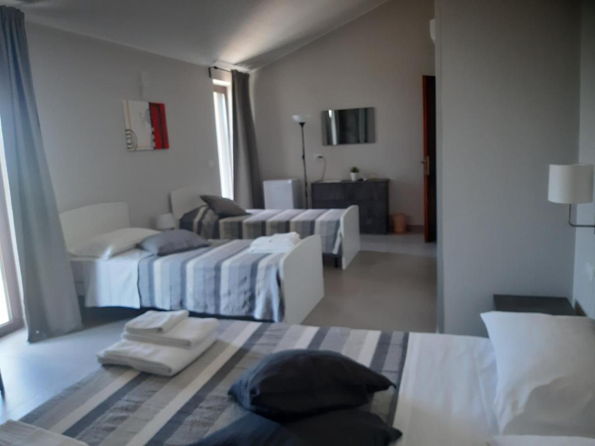 Un Passo Dal Mare - Guest House Lido Di Fondi Εξωτερικό φωτογραφία