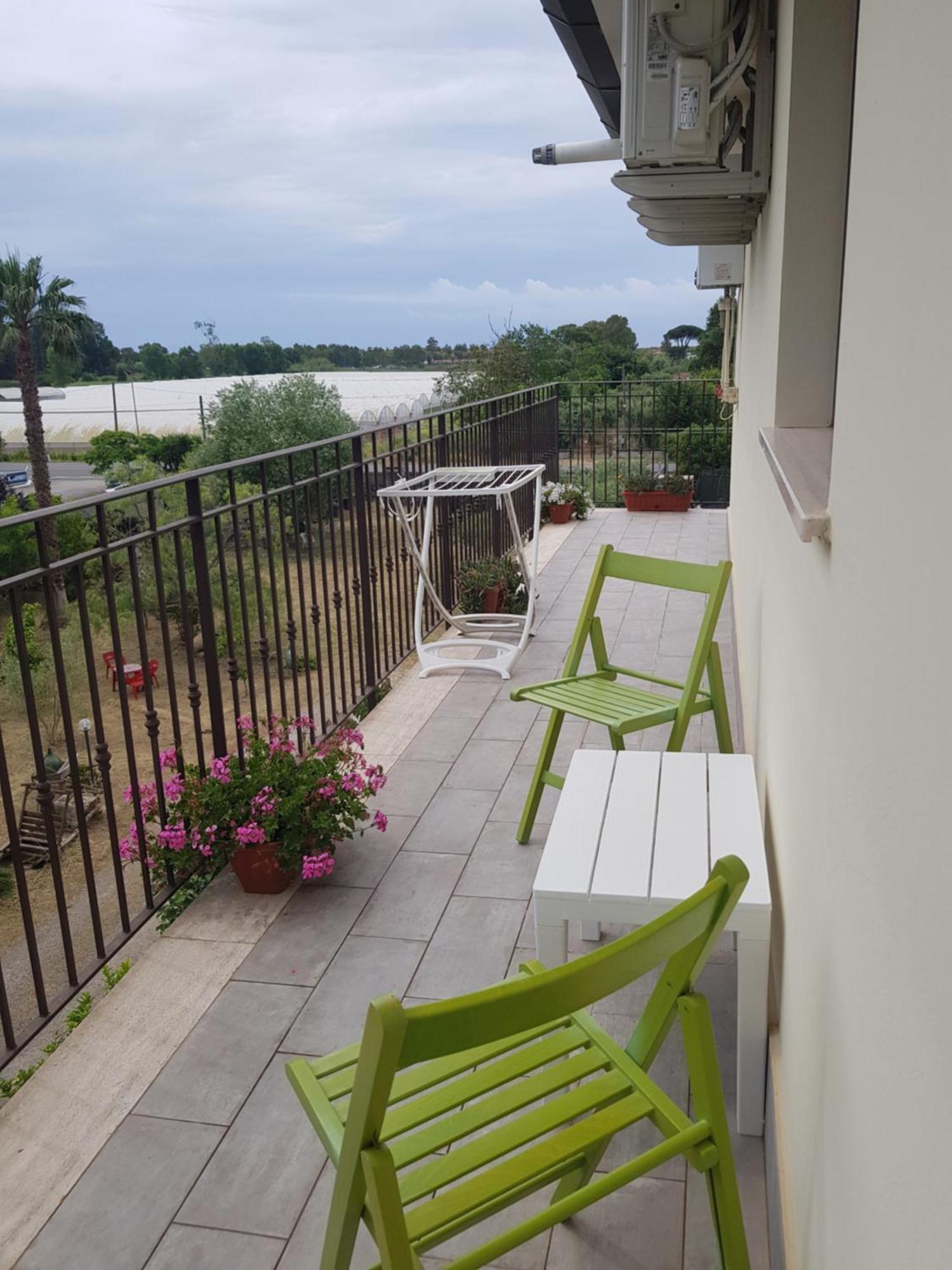 Un Passo Dal Mare - Guest House Lido Di Fondi Εξωτερικό φωτογραφία